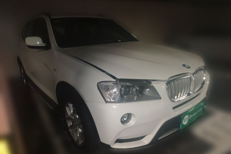 Used BMW X3 2012 xDrive28i Luxury Model Front Right 45 Deg