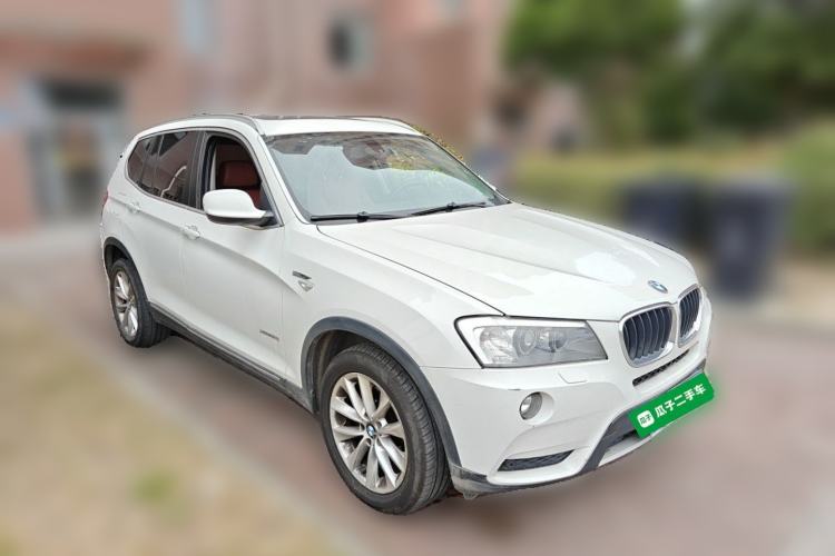 Used BMW X3 2012 xDrive20i Luxury Model Front Right 45 Deg