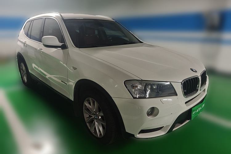 Used BMW X3 2012 xDrive20i Luxury Model Front Right 45 Deg