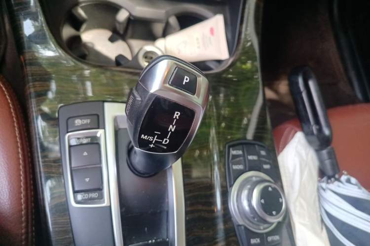 Used BMW X3 2012 xDrive20i Luxury Model Gear Lever