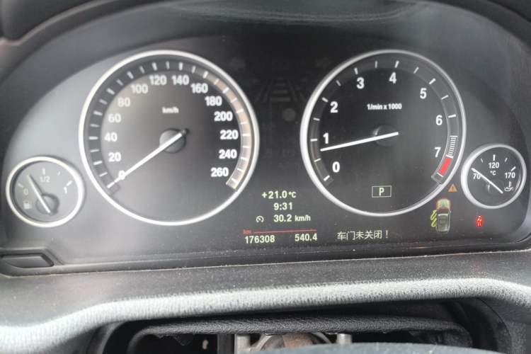 Used BMW X3 2012 xDrive28i Luxury Model Instrument Cluster