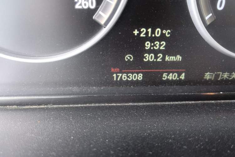 Used BMW X3 2012 xDrive28i Luxury Model Odometer Close Up