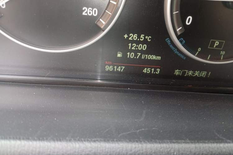 Used BMW X3 2012 xDrive28i Leading Model Odometer Close Up