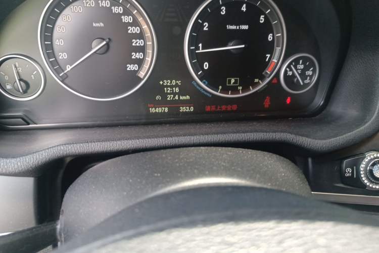 Used BMW X3 2012 xDrive20i Luxury Model Odometer Close Up