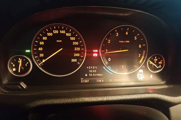 Used BMW X3 2012 xDrive20i Luxury Model Odometer Close Up