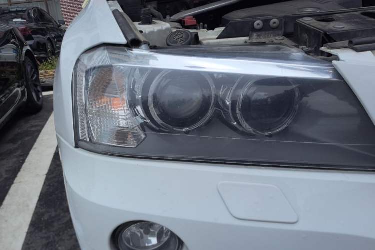 Used BMW X3 2012 xDrive28i Luxury Model Right Front Headlight