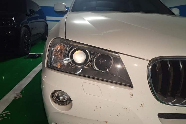 Used BMW X3 2012 xDrive20i Luxury Model Right Front Headlight