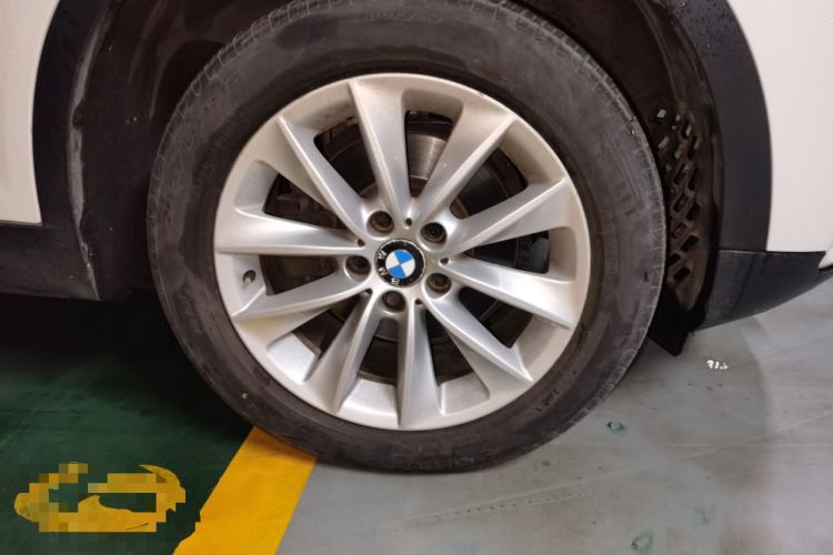 Used BMW X3 2012 xDrive20i Luxury Model Right Front Wheel Hub