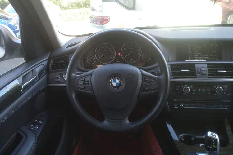 Used BMW X3 2012 xDrive20i Luxury Model Steering Wheel