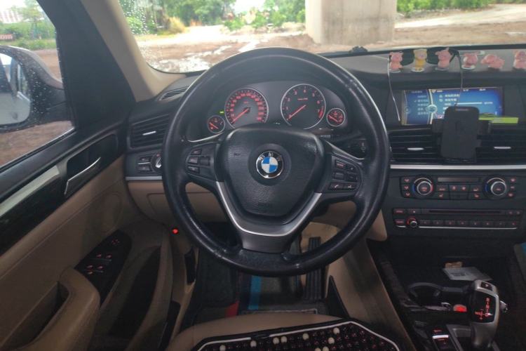 Used BMW X3 2012 xDrive20i Luxury Model Steering Wheel