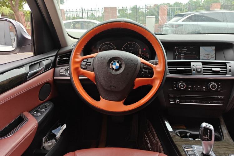 Used BMW X3 2012 xDrive20i Luxury Model Steering Wheel