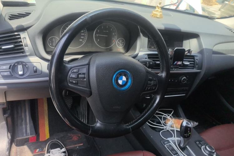 Used BMW X3 2012 xDrive28i Leading Model Steering Wheel