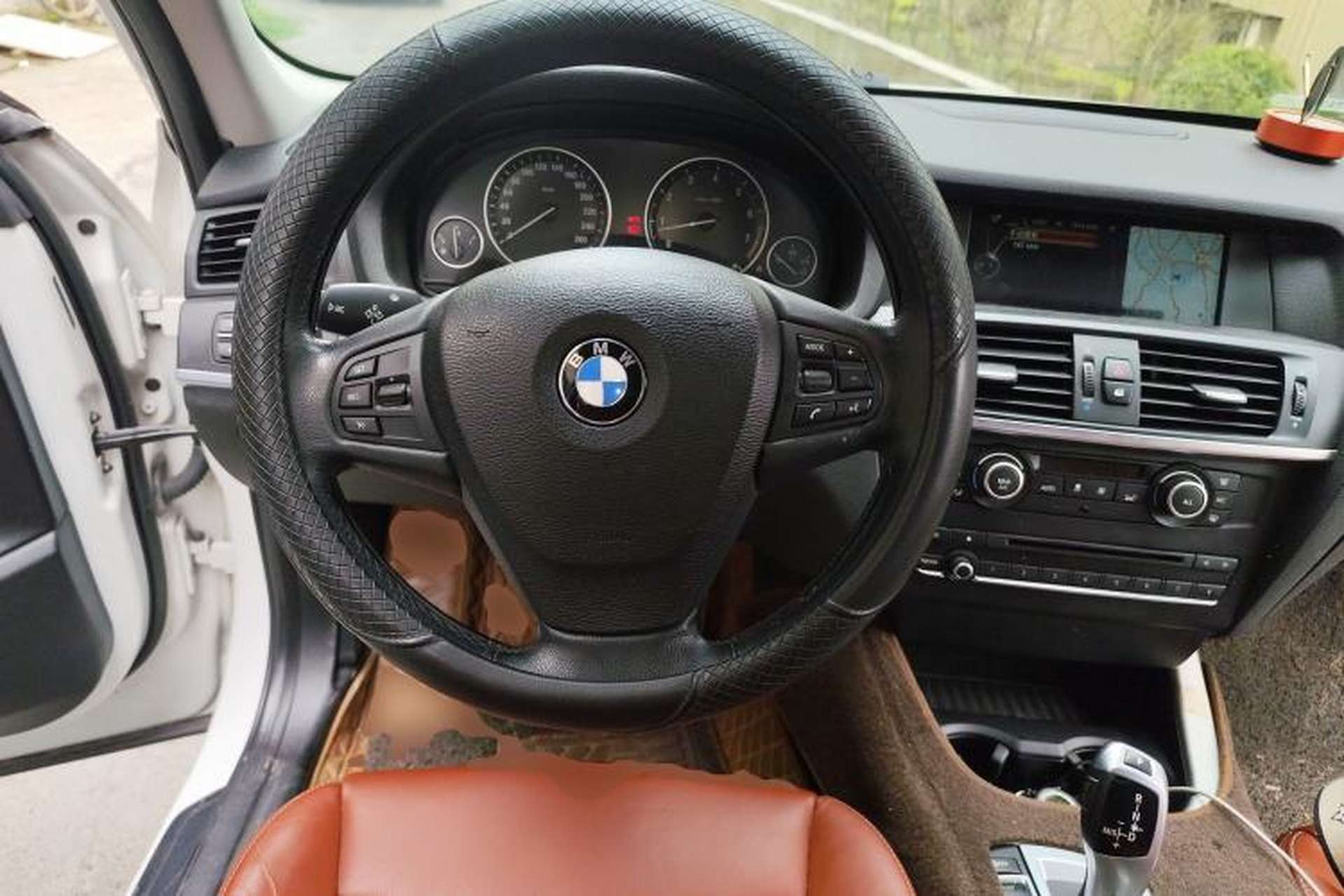 Used BMW X3 2012 xDrive28i Leading Model Steering Wheel
