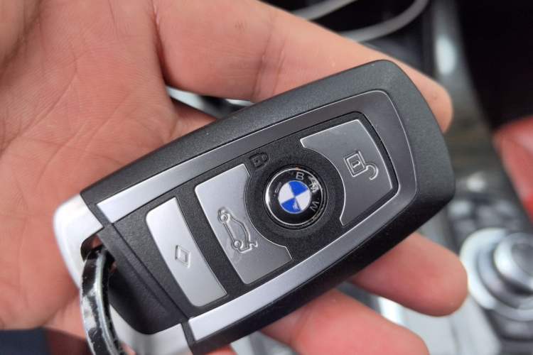 Used BMW X3 2012 xDrive28i Luxury Model Vehicle Key