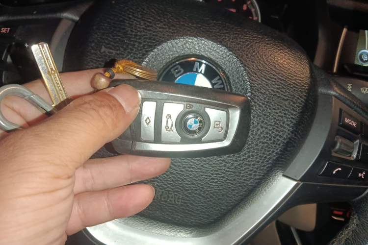 Used BMW X3 2012 xDrive28i Leading Model Vehicle Key