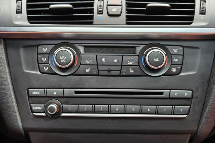 Used BMW X3 2013 xDrive20i Luxury Edition Audio And AC Panel