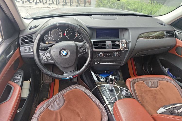 Used BMW X3 2013 Facelifted xDrive20i Luxury Edition Center Console