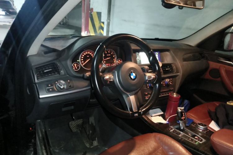 Used BMW X3 2013 Facelifted xDrive20i Luxury Edition Center Console