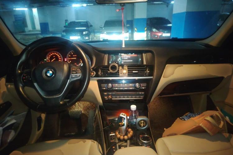 Used BMW X3 2013 Facelifted xDrive20i Luxury Edition Center Console