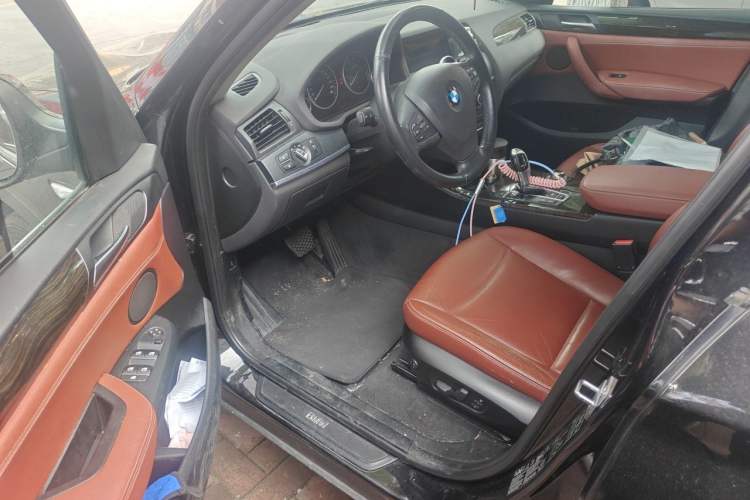 Used BMW X3 2013 Facelifted xDrive20i Luxury Edition Driver Seat