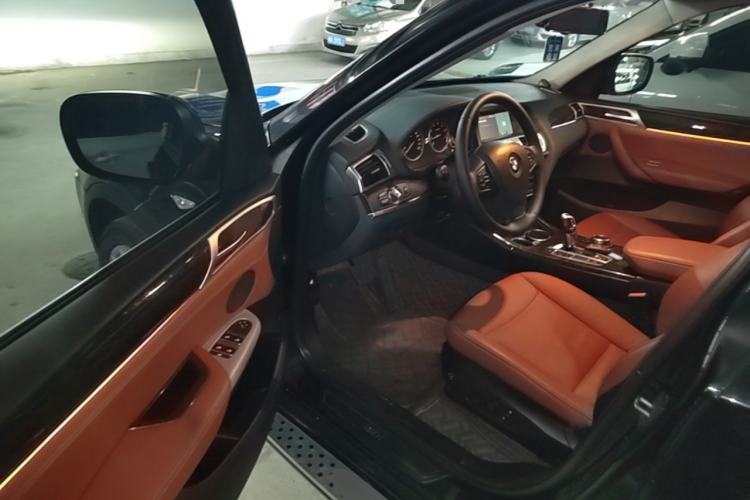 Used BMW X3 2013 Facelifted xDrive20i Luxury Edition Driver Seat