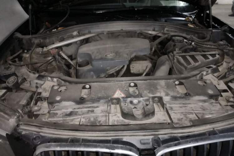 Used BMW X3 2013 Facelifted xDrive20i Luxury Edition Engine Bay
