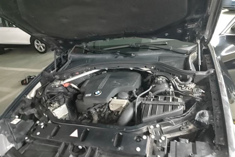Used BMW X3 2013 Facelifted xDrive20i Luxury Edition Engine Bay