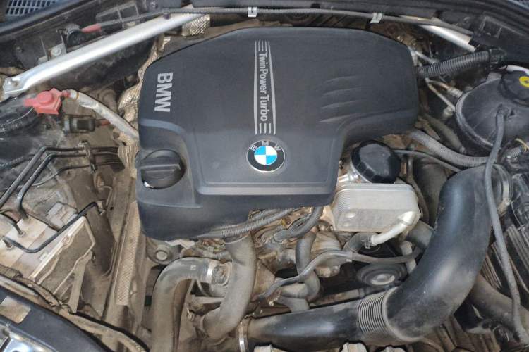 Used BMW X3 2013 xDrive20i Luxury Edition Engine Bay