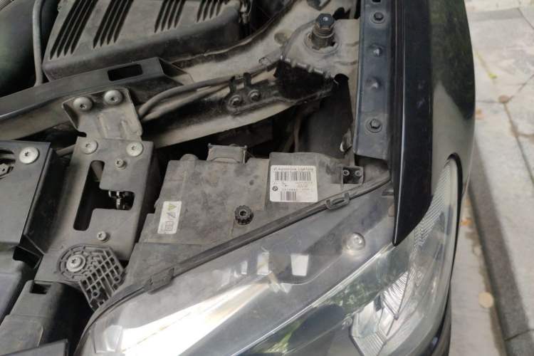 Used BMW X3 2013 xDrive20i Luxury Edition Engine Bay Left