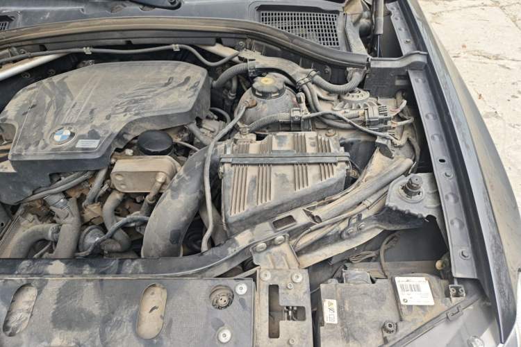 Used BMW X3 2013 Facelifted xDrive20i Luxury Edition Engine Bay Left
