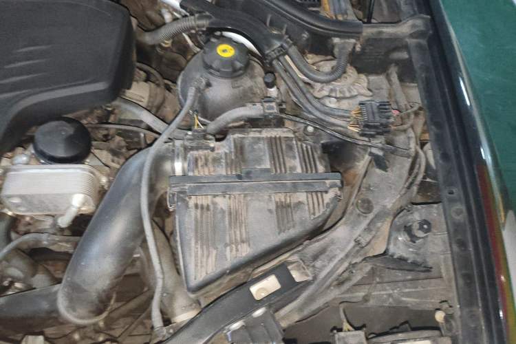 Used BMW X3 2013 xDrive20i Luxury Edition Engine Bay Left