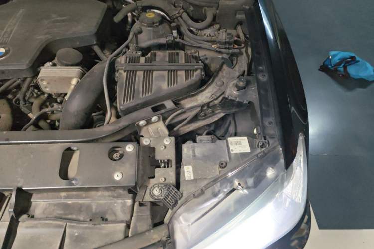 Used BMW X3 2013 Revised xDrive28i Luxury Edition Engine Bay Left