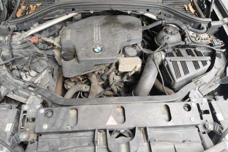 Used BMW X3 2013 xDrive20i Luxury Edition Engine Bay