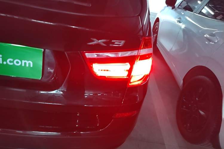 Used BMW X3 2013 Facelifted xDrive20i Luxury Edition Exterior 3