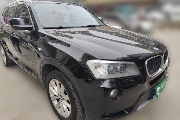 Used BMW X3 2013 Facelifted xDrive20i Luxury Edition Front Right 45 Deg