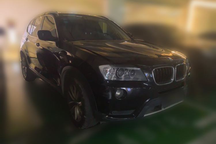 Used BMW X3 2013 Facelifted xDrive20i Luxury Edition Front Right 45 Deg