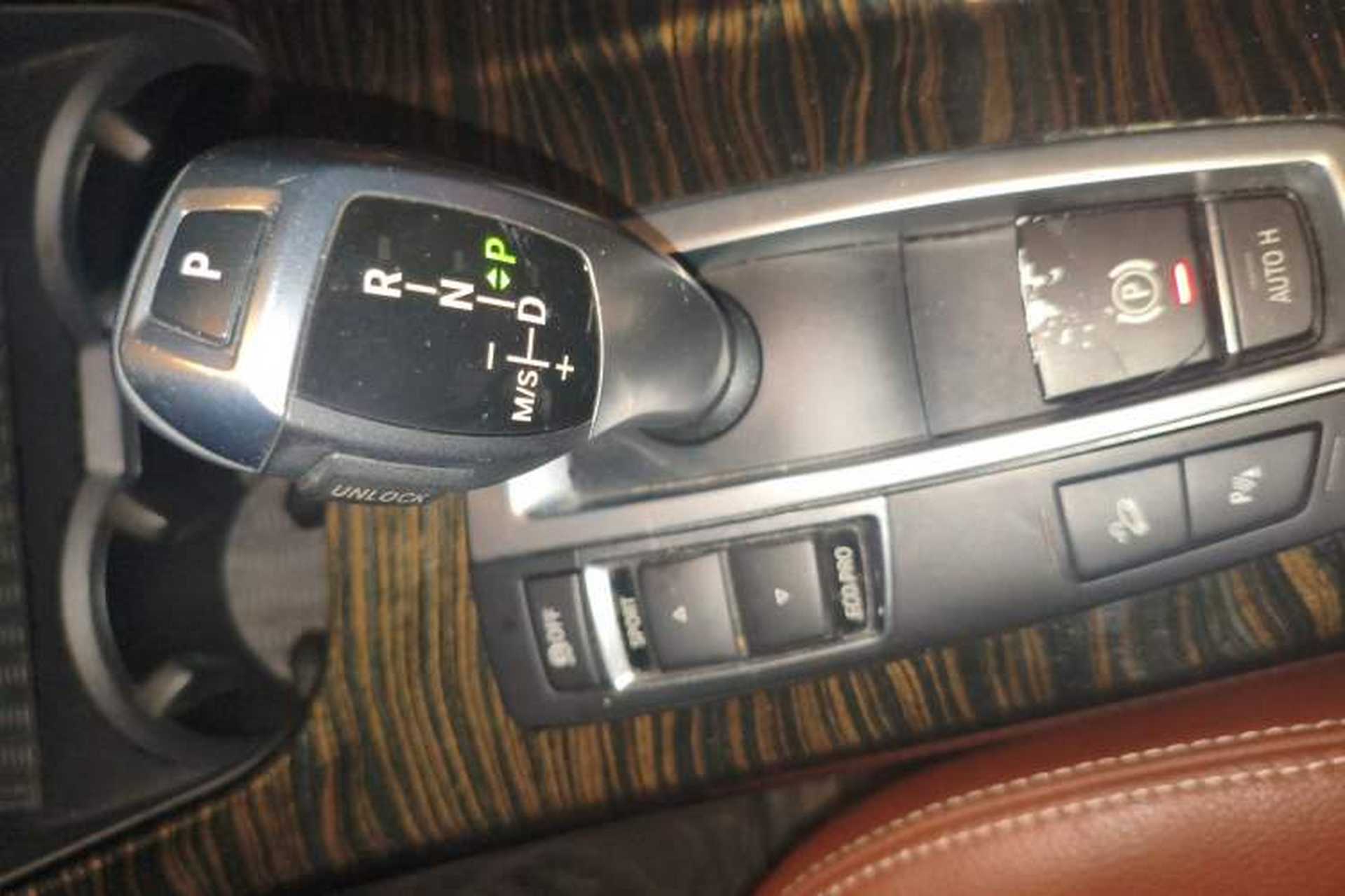 Used BMW X3 2013 xDrive20i Luxury Edition Gear Lever