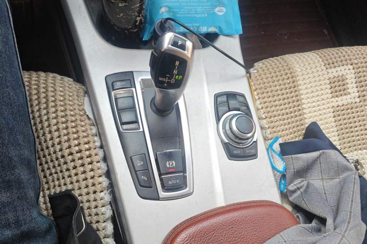 Used BMW X3 2013 Restyled xDrive28i Leading Edition Gear Lever
