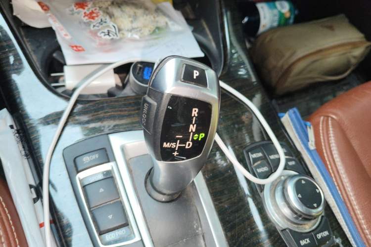 Used BMW X3 2013 xDrive20i Luxury Edition Gear Lever