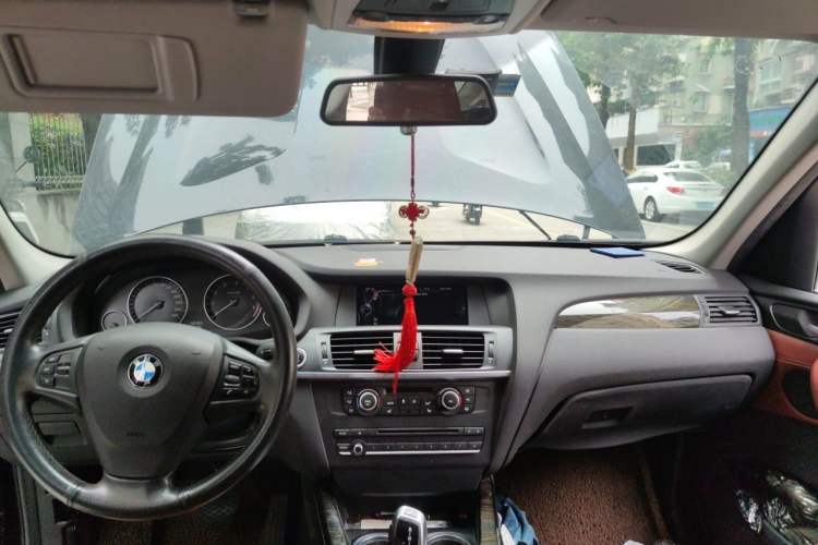 Used BMW X3 2013 xDrive20i Luxury Edition Headliner