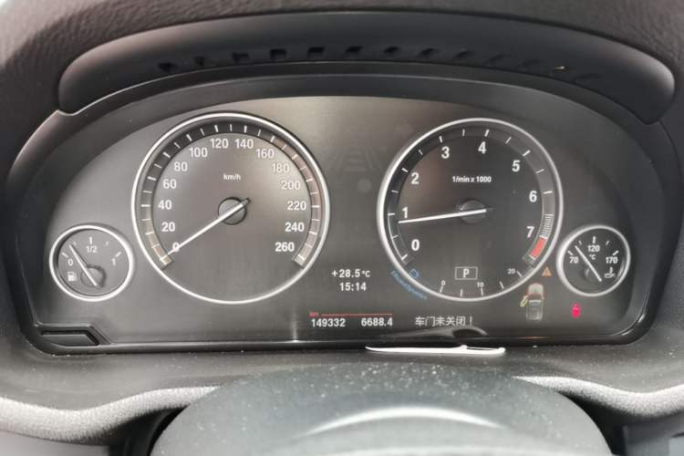 Used BMW X3 2013 xDrive20i Luxury Edition Instrument Cluster