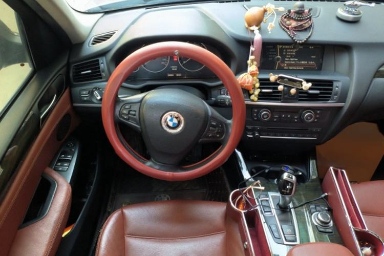 Used BMW X3 2013 xDrive20i Luxury Edition Interior 2