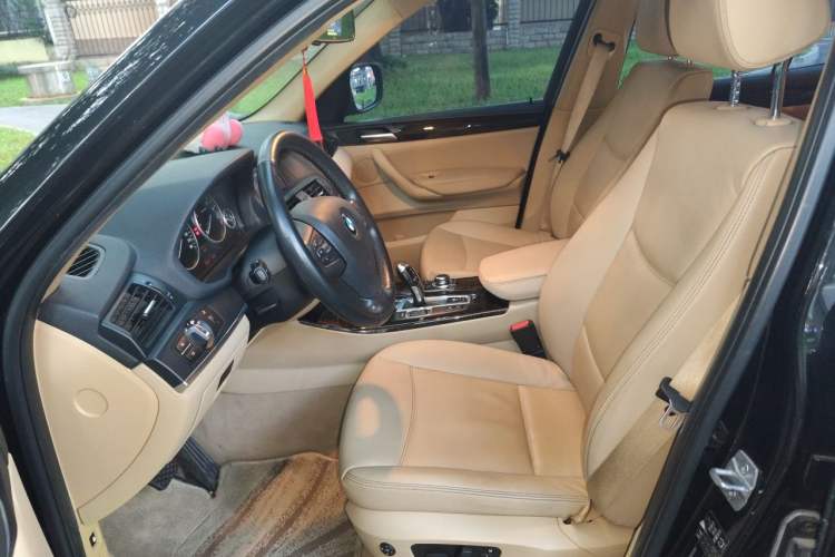 Used BMW X3 2013 Facelifted xDrive20i Luxury Edition Left Front Seat