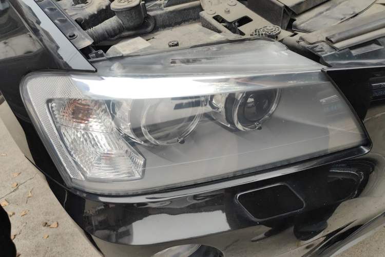 Used BMW X3 2013 Facelifted xDrive20i Luxury Edition Right Front Headlight
