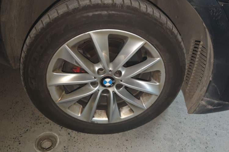 Used BMW X3 2013 xDrive20i Luxury Edition Right Front Wheel Hub