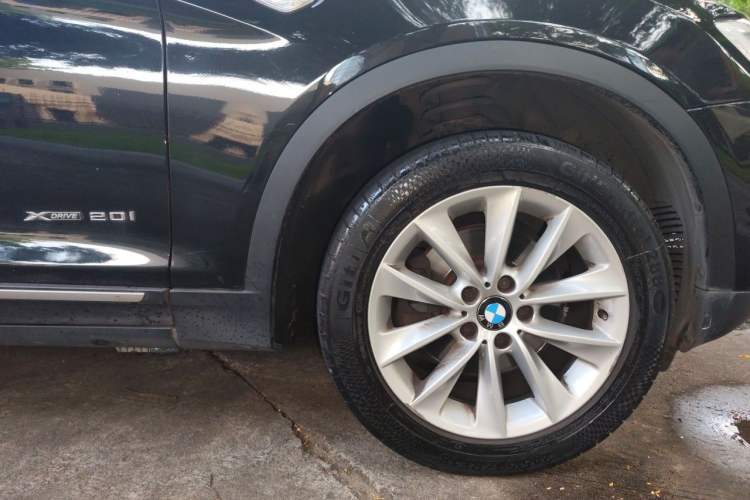 Used BMW X3 2013 Facelifted xDrive20i Luxury Edition Right Front Wheel Hub