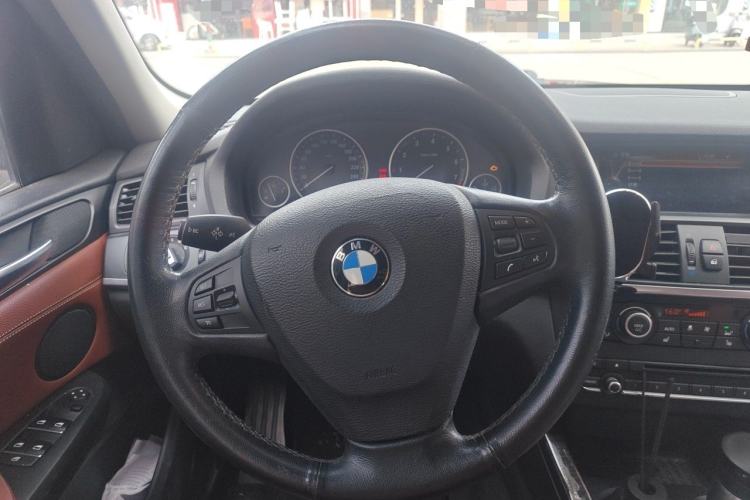 Used BMW X3 2013 Facelifted xDrive20i Luxury Edition Steering Wheel