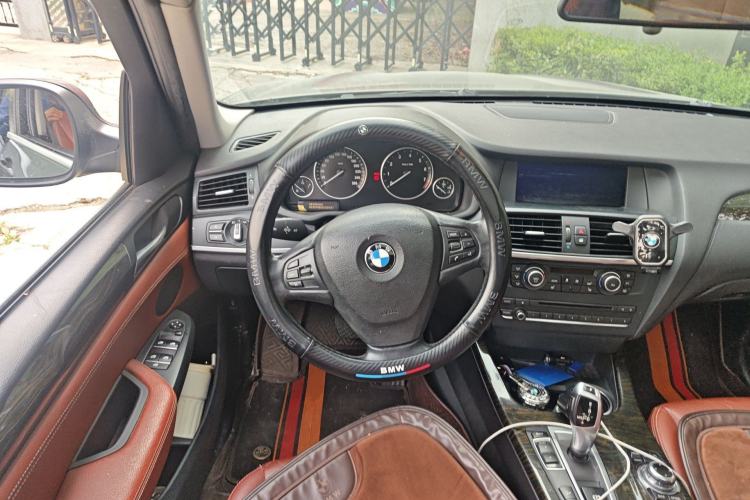 Used BMW X3 2013 Facelifted xDrive20i Luxury Edition Steering Wheel