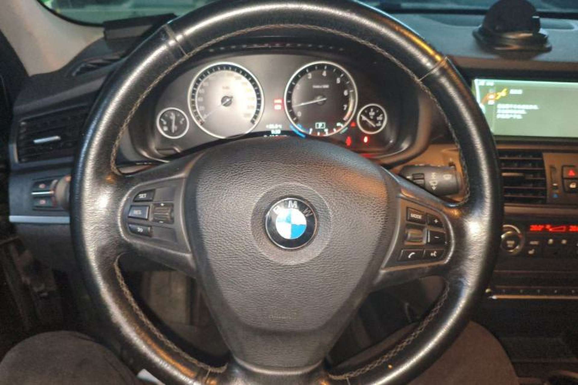Used BMW X3 2013 xDrive20i Luxury Edition Steering Wheel