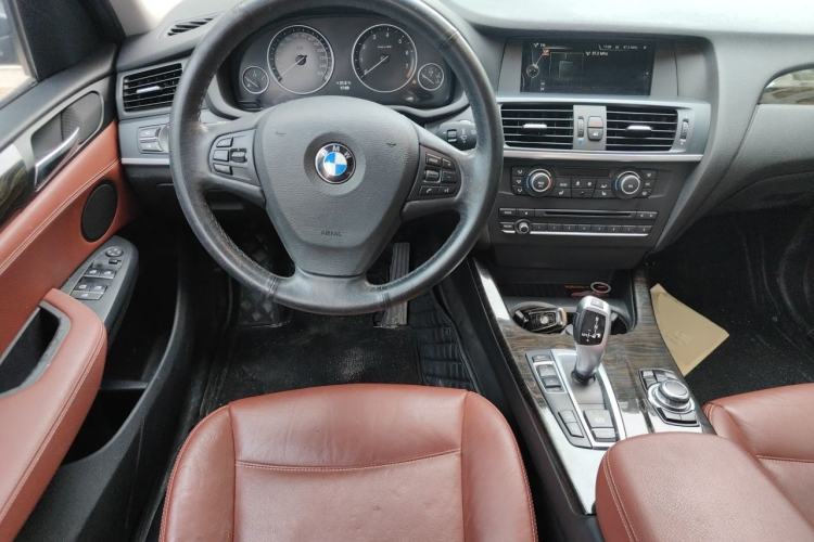 Used BMW X3 2013 Facelifted xDrive20i Luxury Edition Steering Wheel